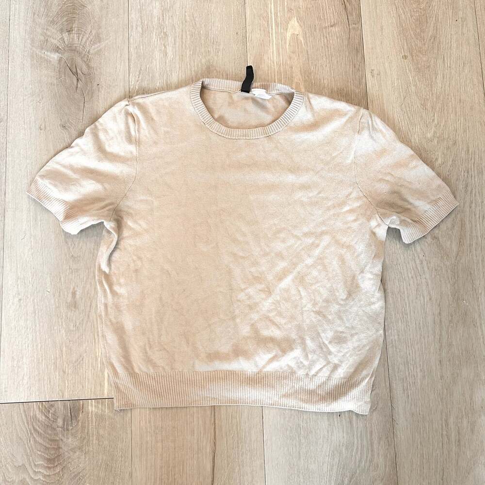 H&M Divided Beige Short Sleeve Cropped Knit Sweater Top M